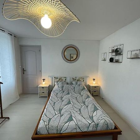 Appartement Chaleureux Au Calme Proche Du Chateau Mauleon ภายนอก รูปภาพ