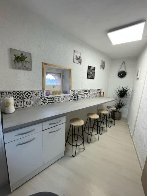 Appartement Chaleureux Au Calme Proche Du Chateau Mauleon ภายนอก รูปภาพ